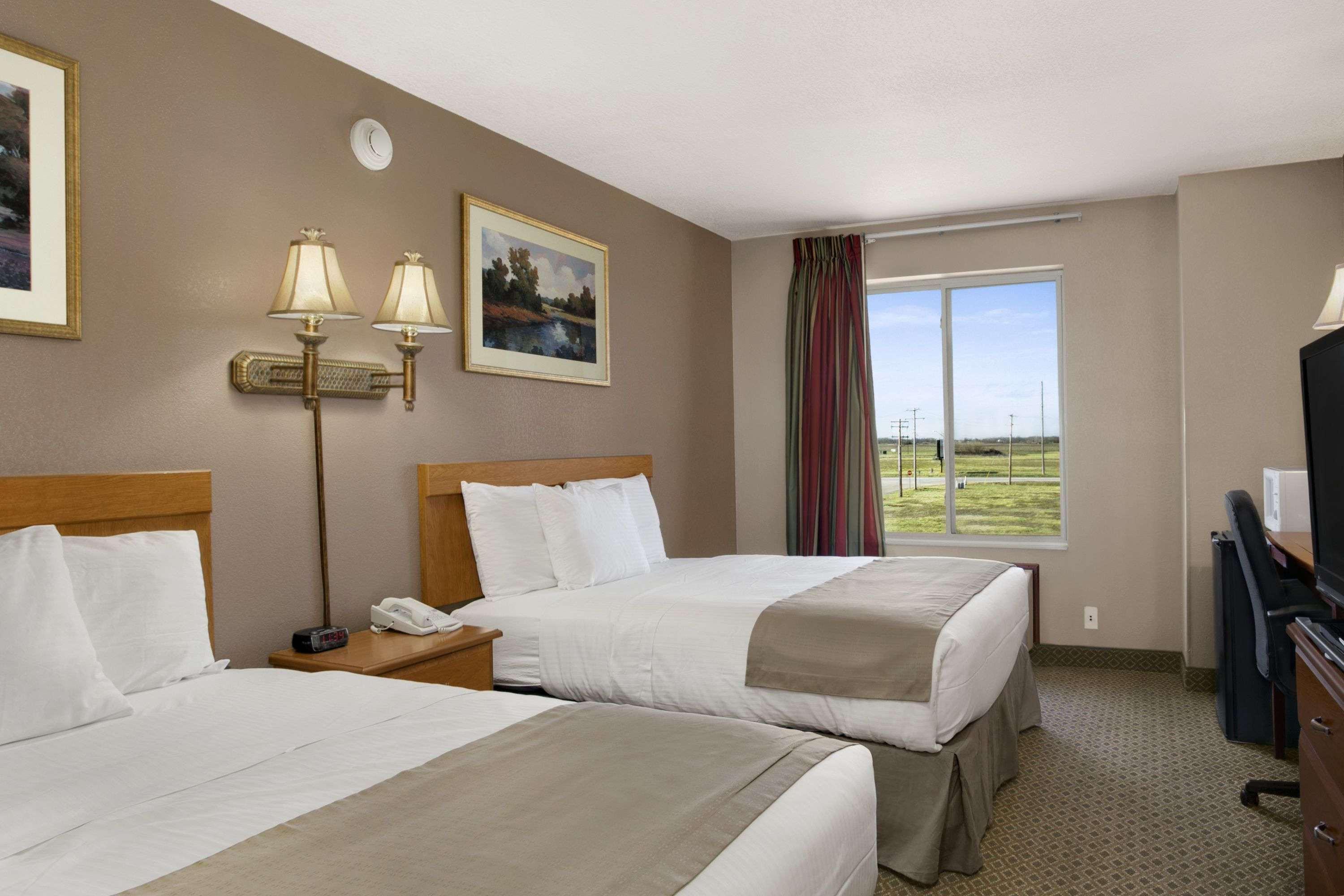 Baymont By Wyndham Jacksonville Exterior photo
