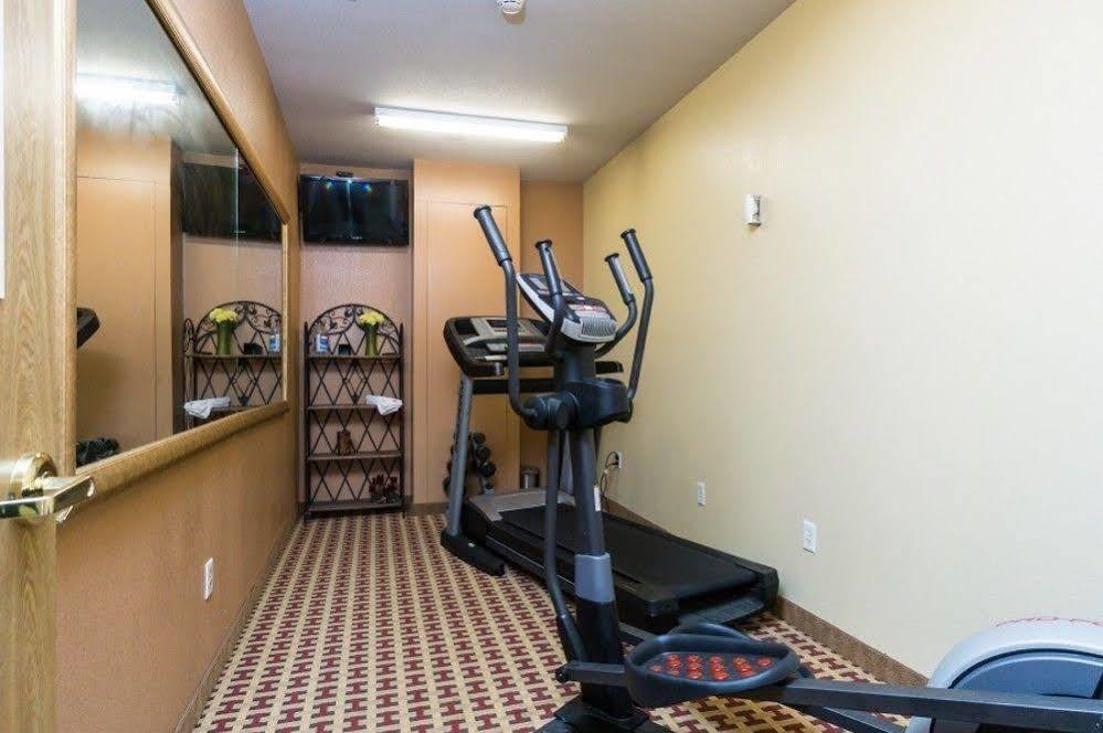 Baymont By Wyndham Jacksonville Exterior photo